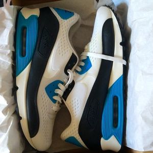 Nike Air Max Shoes Size 12 White/Blue